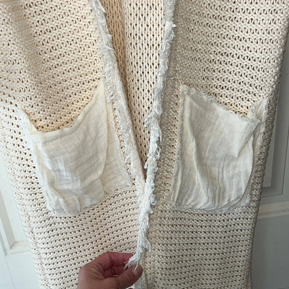 Ivory/cream Free People long line wouldn’t it be nice fringe cardigan cotton S